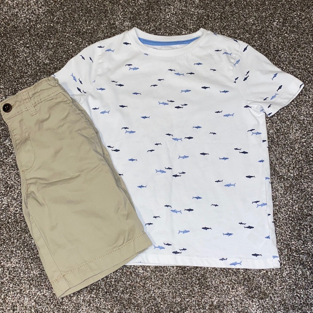 Boys shorts/T-shirt’s outfit